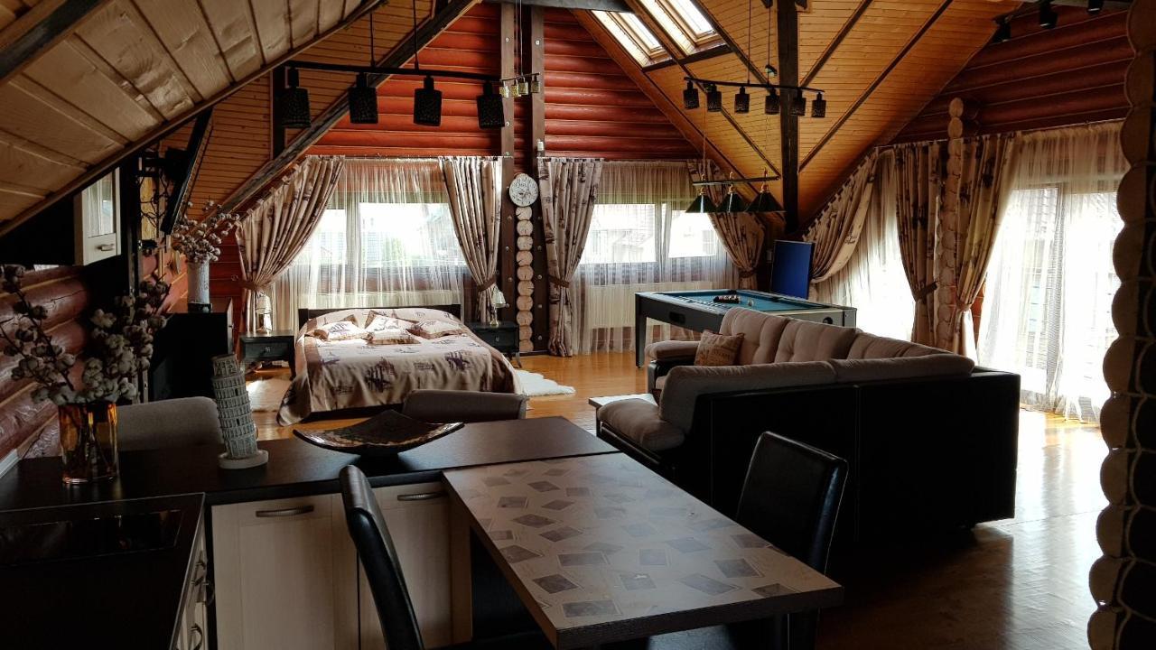 Luxury Villa With Pool And Sauna Çernivtsi Dış mekan fotoğraf