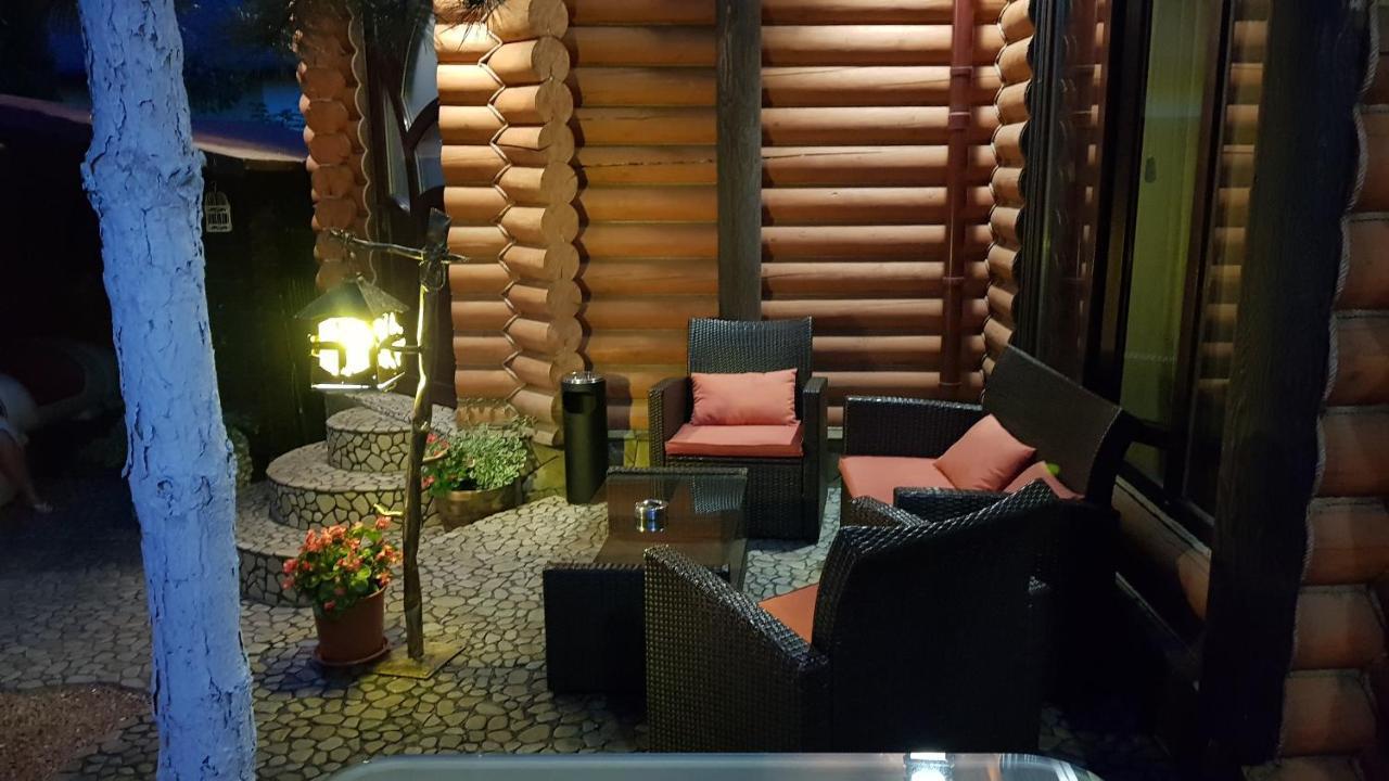 Luxury Villa With Pool And Sauna Çernivtsi Dış mekan fotoğraf