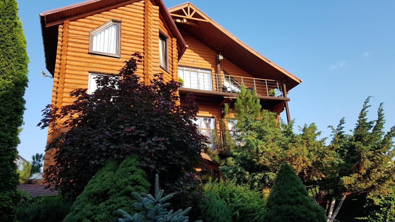 Luxury Villa With Pool And Sauna Çernivtsi Dış mekan fotoğraf