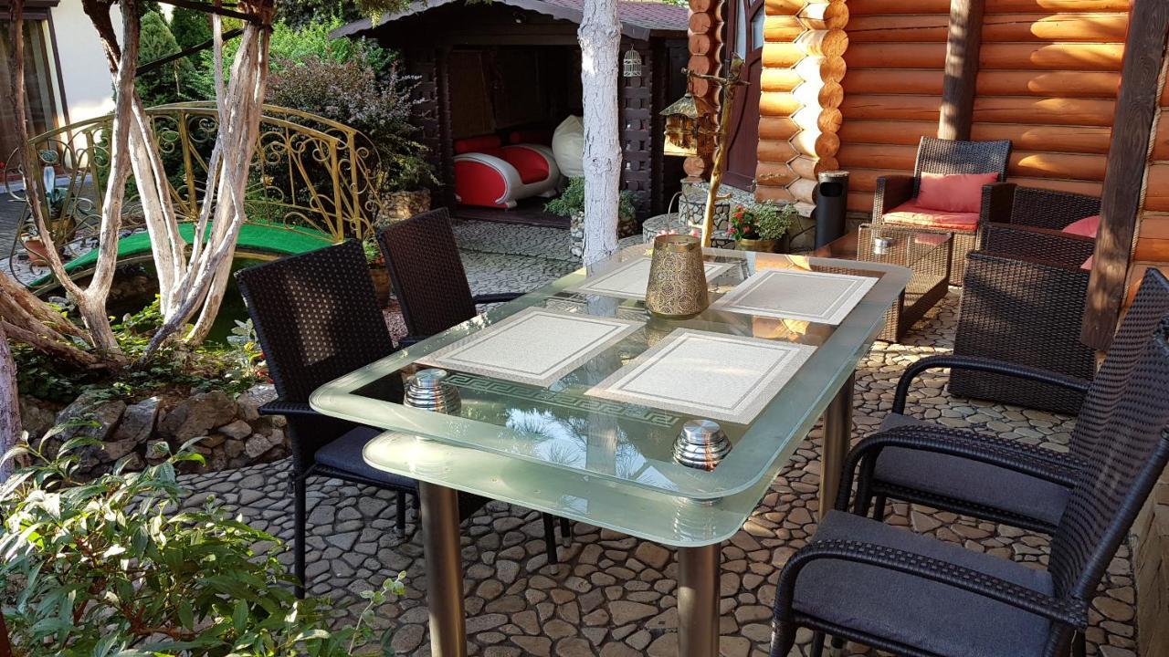 Luxury Villa With Pool And Sauna Çernivtsi Dış mekan fotoğraf