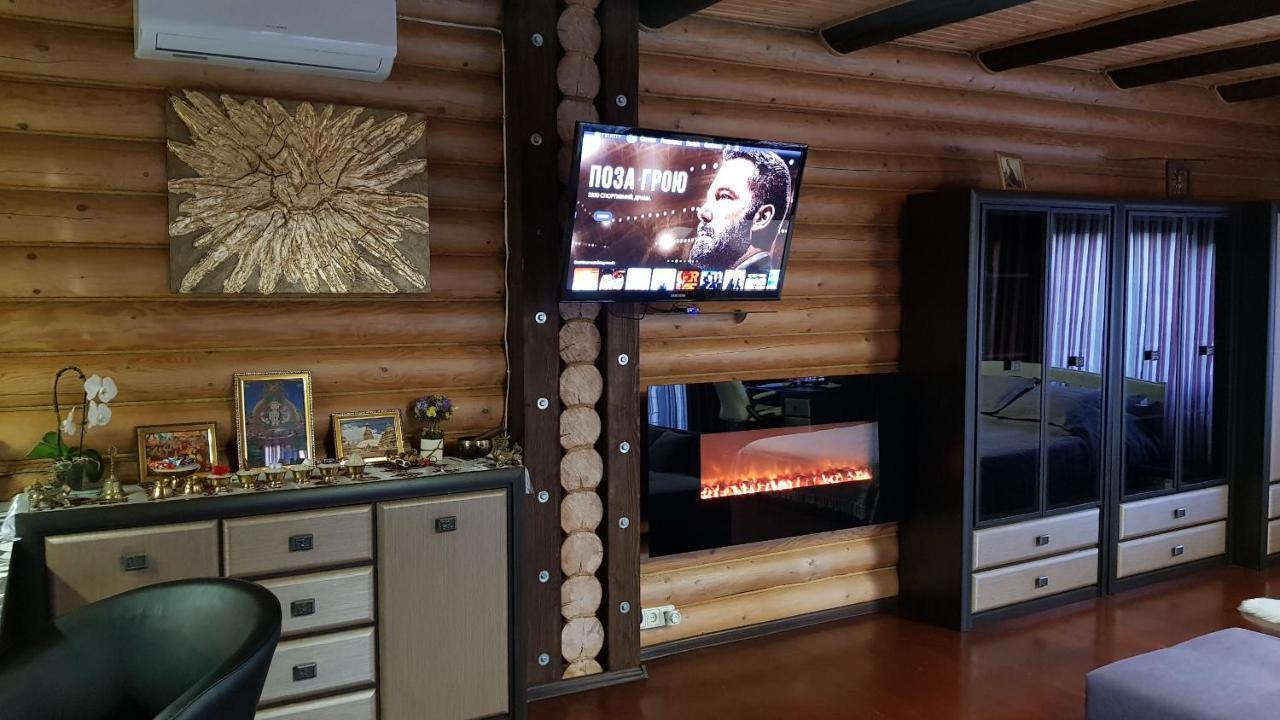 Luxury Villa With Pool And Sauna Çernivtsi Dış mekan fotoğraf