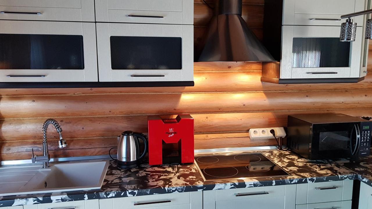 Luxury Villa With Pool And Sauna Çernivtsi Dış mekan fotoğraf