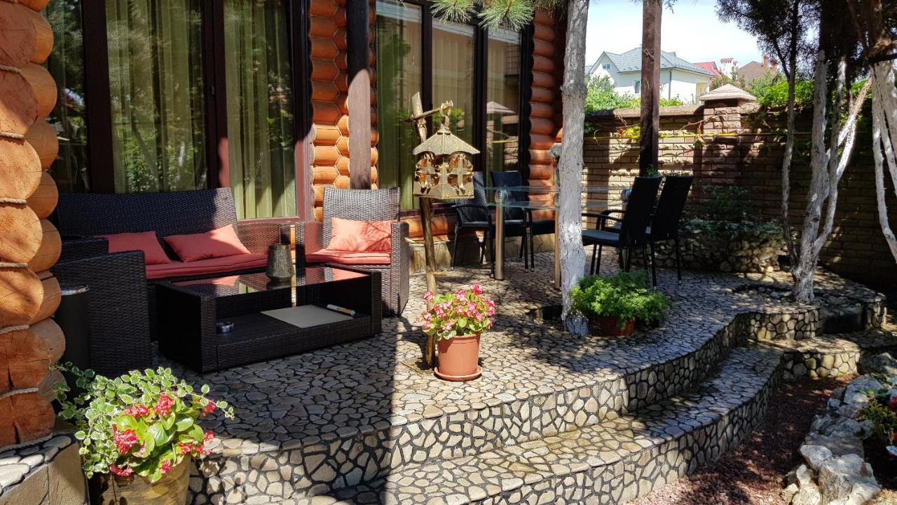 Luxury Villa With Pool And Sauna Çernivtsi Dış mekan fotoğraf