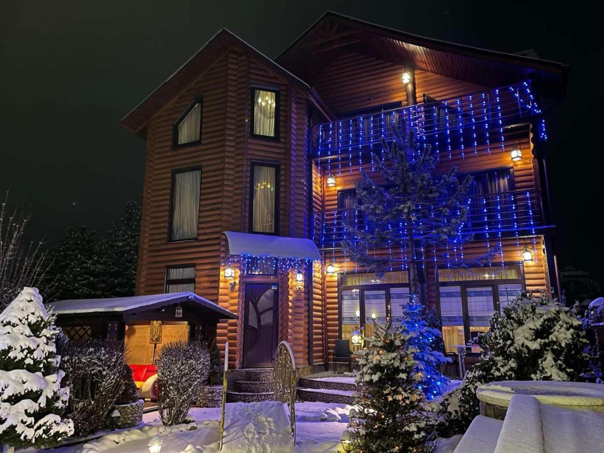 Luxury Villa With Pool And Sauna Çernivtsi Dış mekan fotoğraf