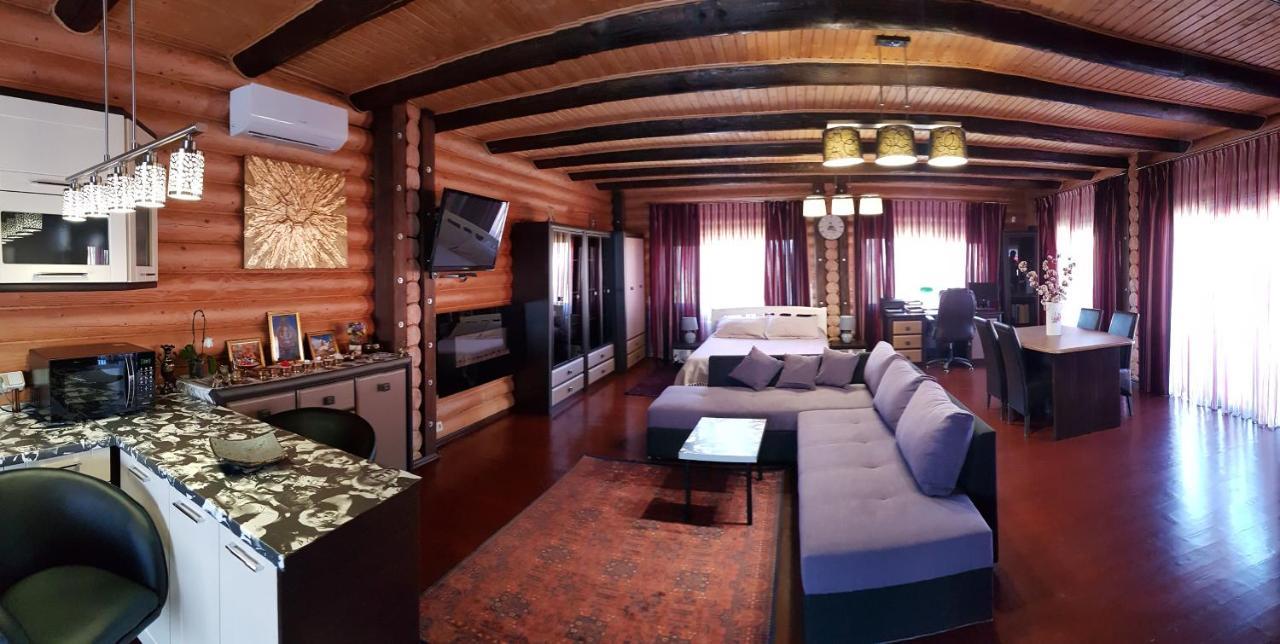 Luxury Villa With Pool And Sauna Çernivtsi Dış mekan fotoğraf